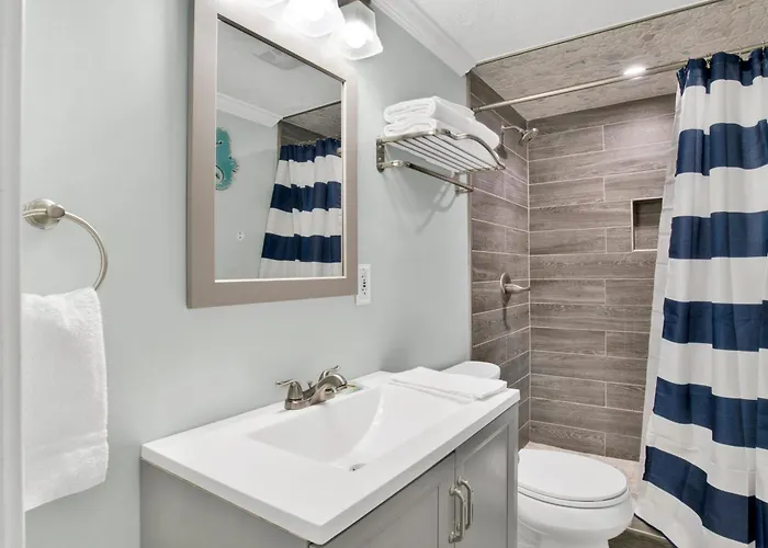 Holiday home Beachview 305